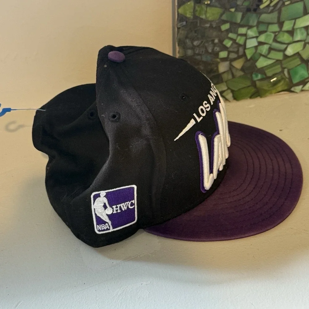 New Era Los Angeles Lakers Hat Cap Black Snapback Spell Out Hardwood Classic Men